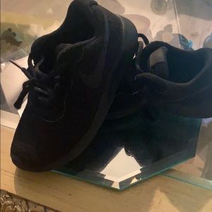 Nike shoe kids T size 11c